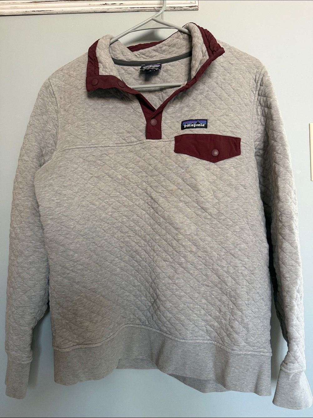 Patagonia Quilted Pullover Sweatshirt in Light Gray and Burgundy